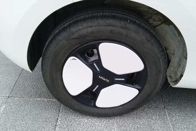 Used CHANGAN NEVO Lumin 2022 155 km – Refreshingly Sweet Edition Right Rear Wheel Hub