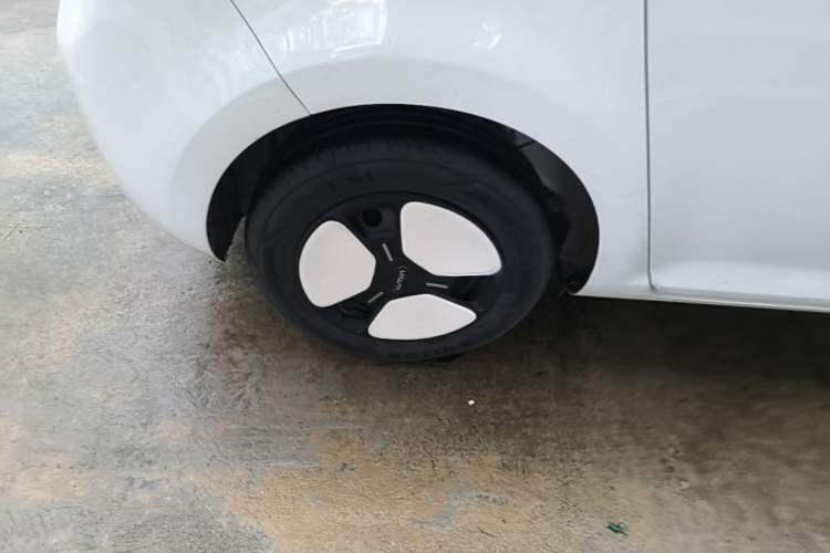 Used CHANGAN NEVO Lumin 2022 210km Sweet Edition Right Rear Wheel Hub
