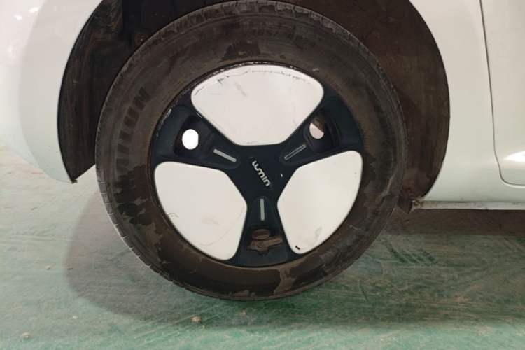 Used CHANGAN NEVO Lumin 2022 155 km – Refreshingly Sweet Edition Right Rear Wheel Hub