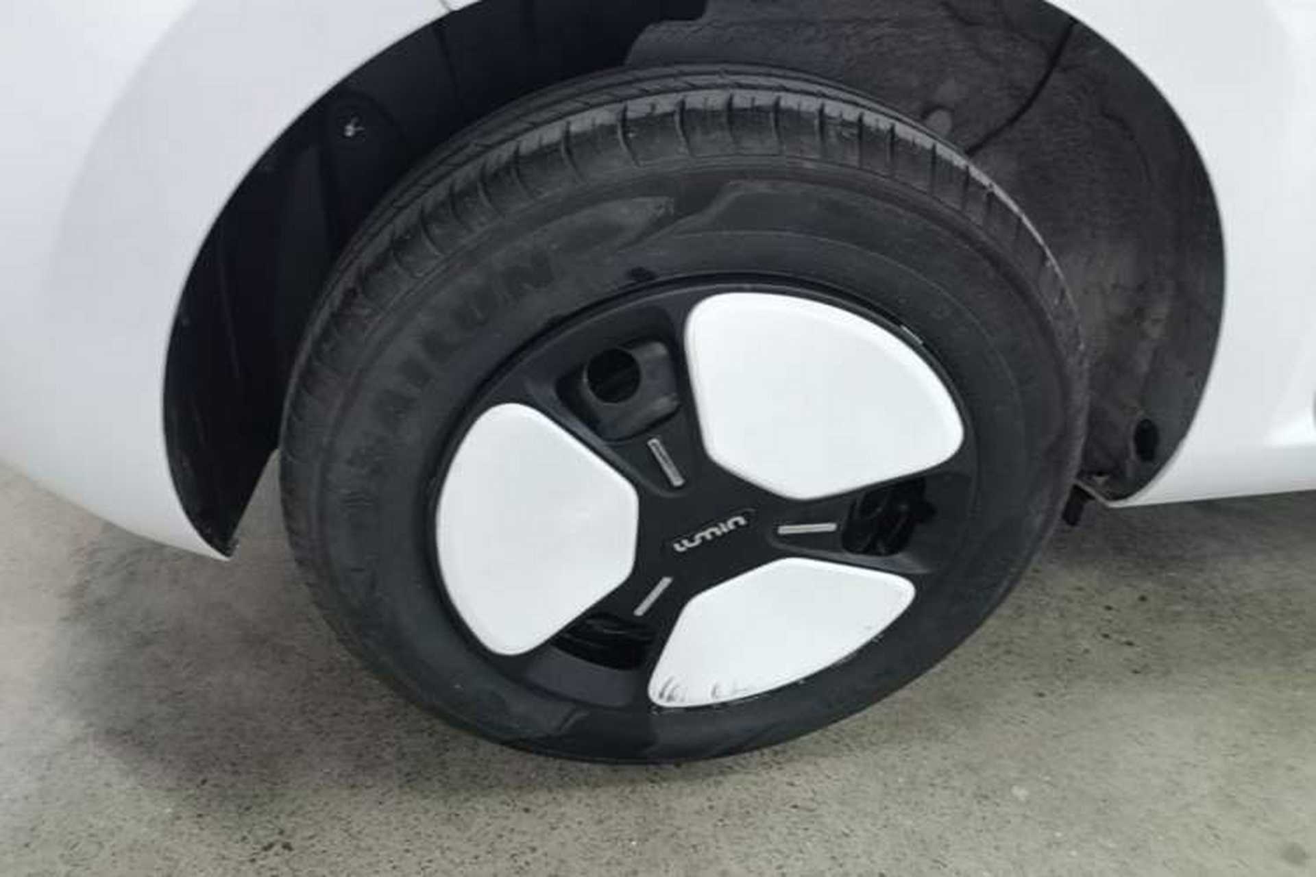 Used CHANGAN NEVO Lumin 2022 155 km – Refreshingly Sweet Edition Right Rear Wheel Hub