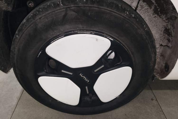Used CHANGAN NEVO Lumin 2022 155 km – Refreshingly Sweet Edition Right Rear Wheel Hub