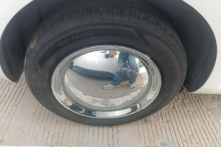 Used CHANGAN NEVO Lumin 2022 155 km – Refreshingly Sweet Edition Right Rear Wheel Hub