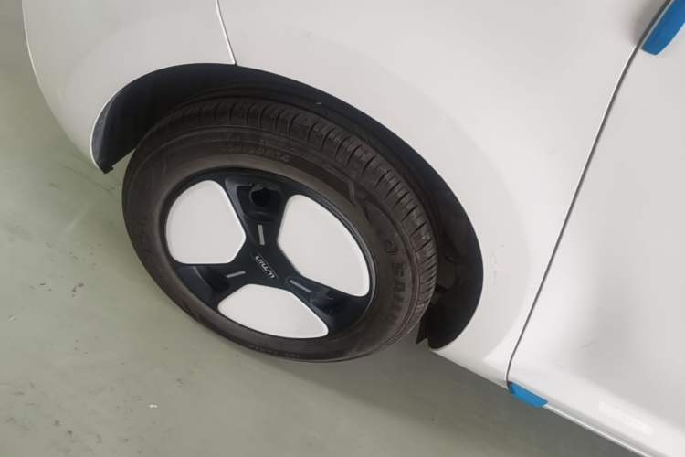 Used CHANGAN NEVO Lumin 2022 155 km – Refreshingly Sweet Edition Right Rear Wheel Hub