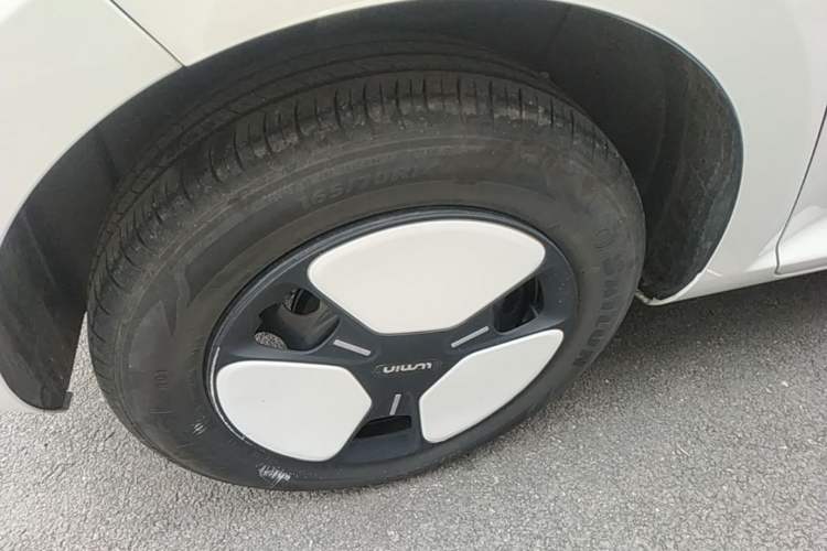 Used CHANGAN NEVO Lumin 2022 155 km – Refreshingly Sweet Edition Right Rear Wheel Hub