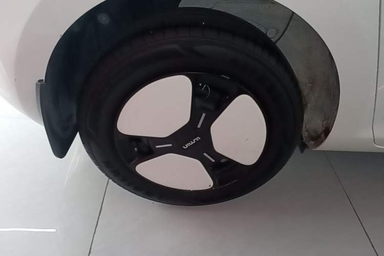 Used CHANGAN NEVO Lumin 2022 155 km – Refreshingly Sweet Edition Right Rear Wheel Hub