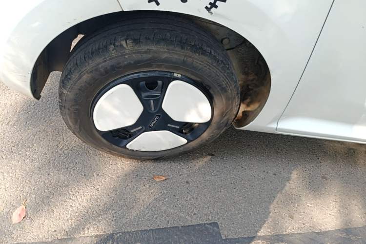 Used CHANGAN NEVO Lumin 2022 155 km – Refreshingly Sweet Edition Right Rear Wheel Hub