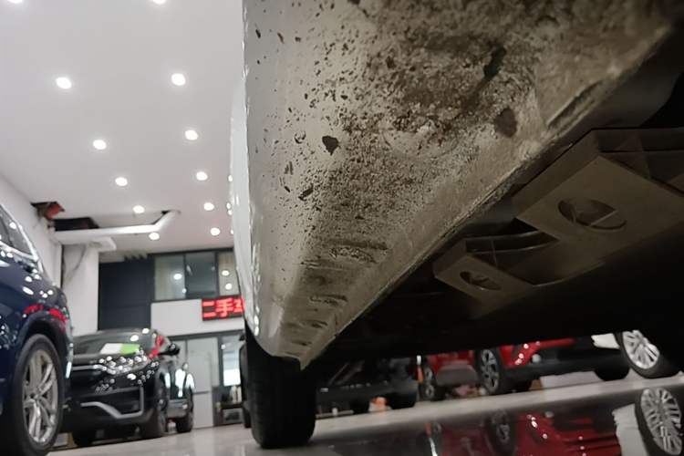 Used CHANGAN NEVO Lumin 2022 301km Honey-Sweet Version Right Side Sill