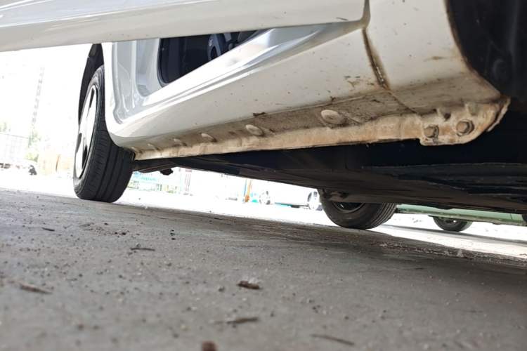 Used CHANGAN NEVO Lumin 2022 210km Sweet Edition Right Side Sill