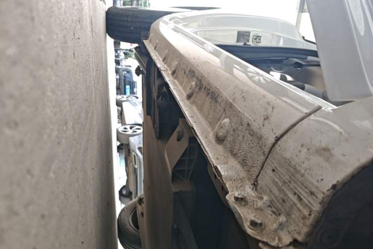 Used CHANGAN NEVO Lumin 2022 210km Sweet Edition Right Side Sill