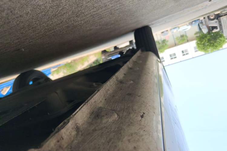Used CHANGAN NEVO Lumin 2022 155 km – Refreshingly Sweet Edition Right Side Sill