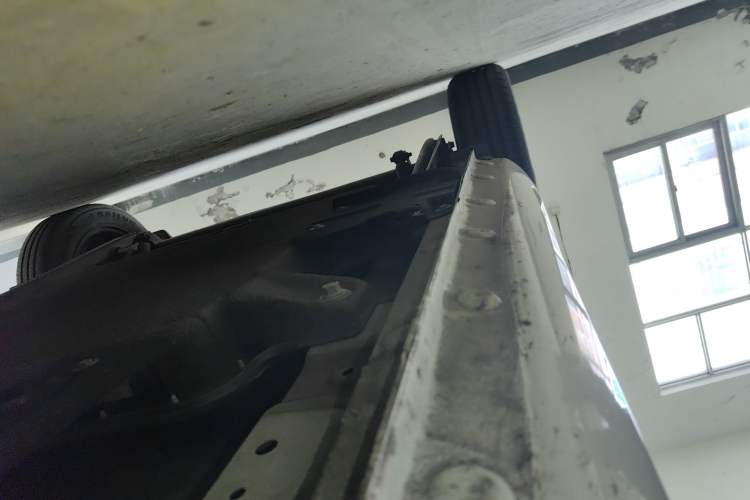 Used CHANGAN NEVO Lumin 2022 210km Sweet Edition Right Side Sill