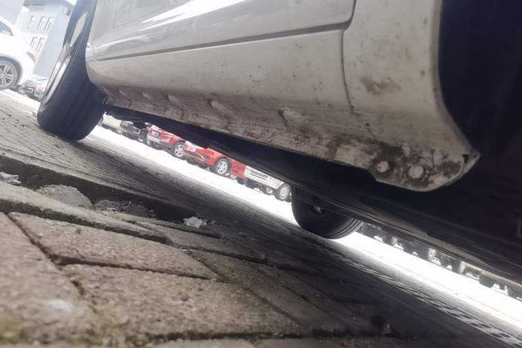 Used CHANGAN NEVO Lumin 2022 155 km – Refreshingly Sweet Edition Right Side Sill