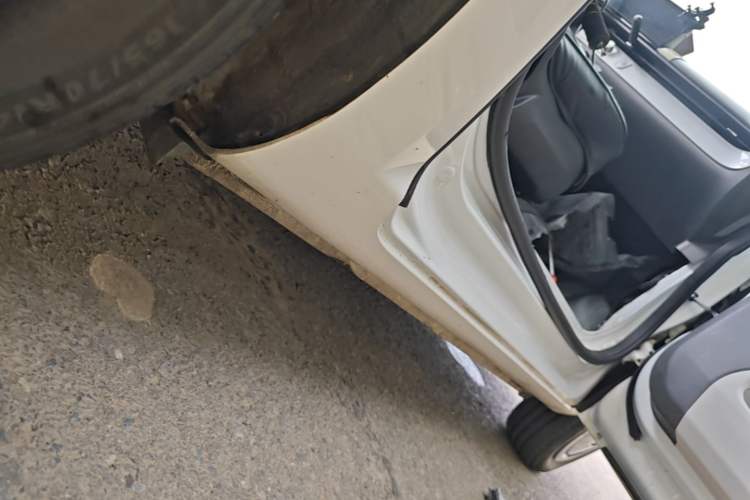 Used CHANGAN NEVO Lumin 2022 301km Honey-Sweet Version Right Side Sill