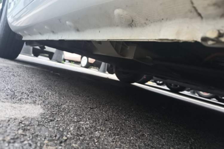 Used CHANGAN NEVO Lumin 2022 210km Sweet Edition Right Side Sill