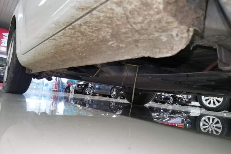 Used CHANGAN NEVO Lumin 2022 155 km – Refreshingly Sweet Edition Right Side Sill