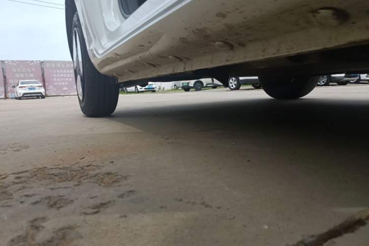 Used CHANGAN NEVO Lumin 2022 210km Sweet Edition Right Side Sill