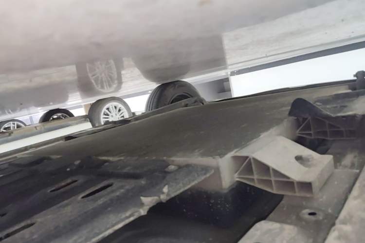 Used CHANGAN NEVO Lumin 2022 210km Sweet Edition Right Side Sill