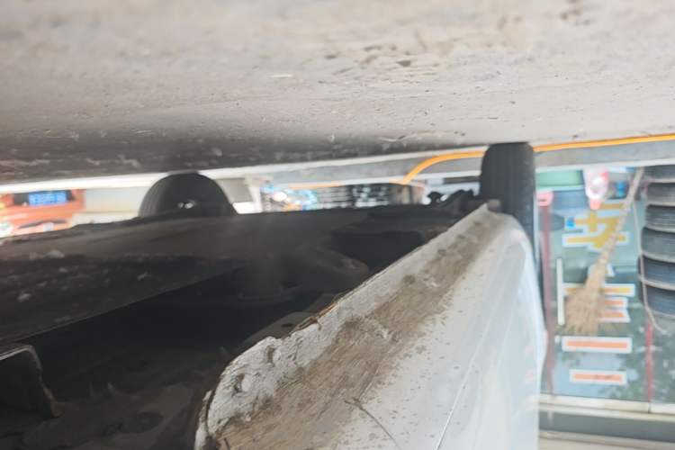 Used CHANGAN NEVO Lumin 2022 155 km – Refreshingly Sweet Edition Right Side Sill
