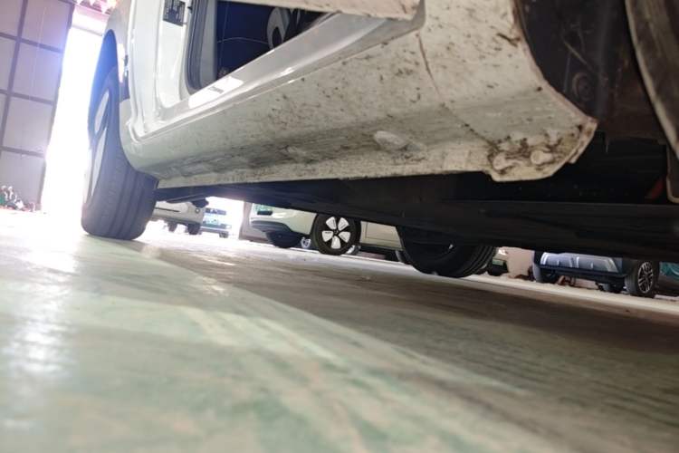 Used CHANGAN NEVO Lumin 2022 155 km – Refreshingly Sweet Edition Right Side Sill