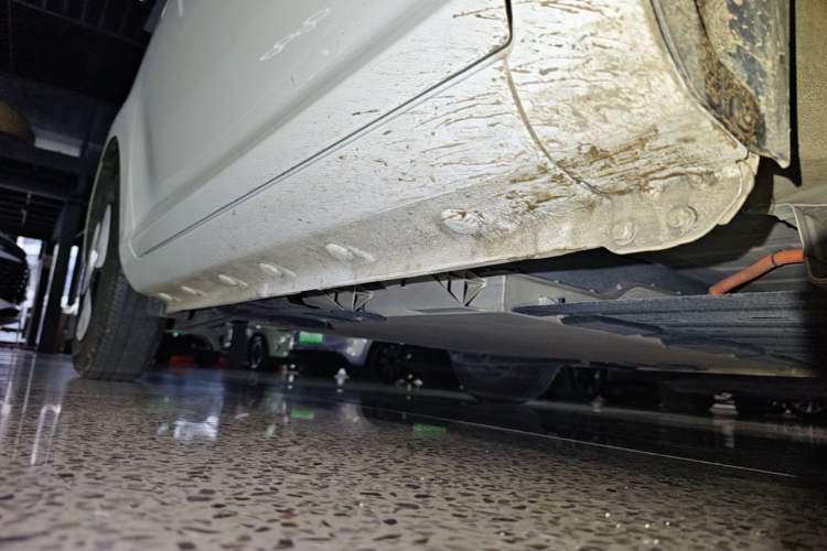Used CHANGAN NEVO Lumin 2022 210km Sweet Edition Right Side Sill