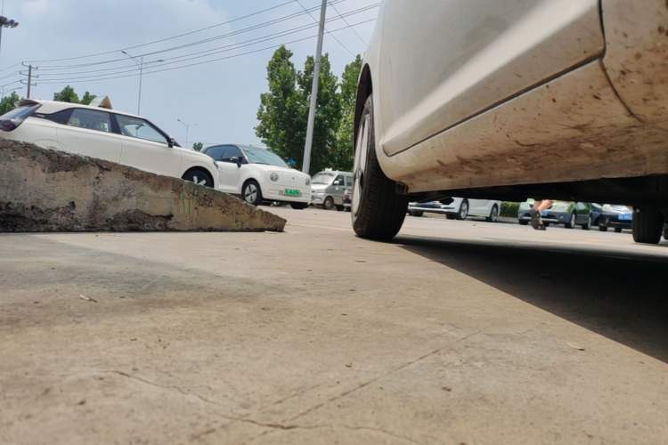 Used CHANGAN NEVO Lumin 2022 155 km – Refreshingly Sweet Edition Right Side Sill