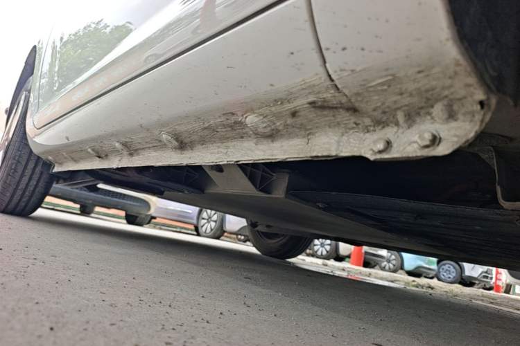 Used CHANGAN NEVO Lumin 2022 210km Sweet Edition Right Side Sill