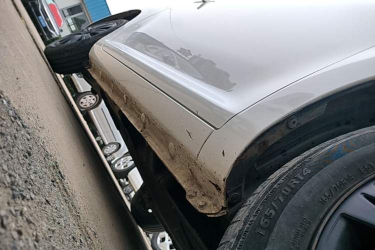 Used CHANGAN NEVO Lumin 2022 210km Sweet Edition Right Side Sill