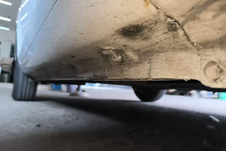 Used CHANGAN NEVO Lumin 2022 155 km – Refreshingly Sweet Edition Right Side Sill