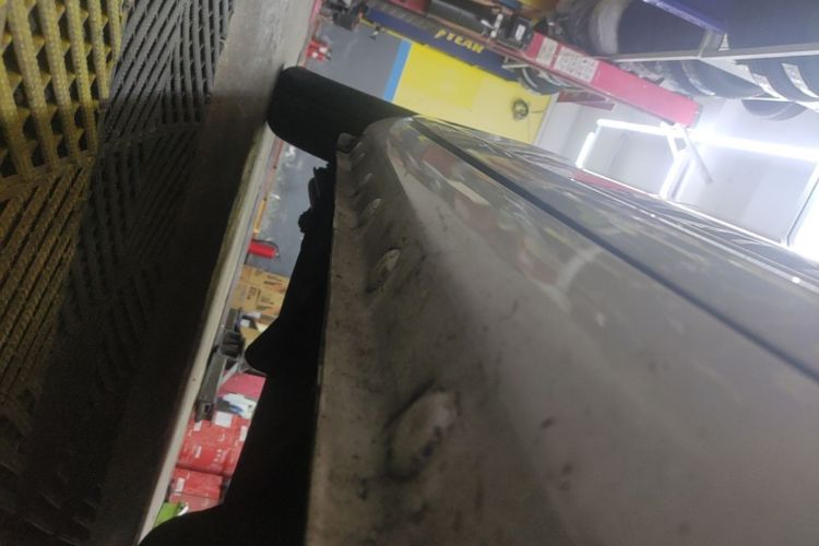 Used CHANGAN NEVO Lumin 2022 155 km – Refreshingly Sweet Edition Right Side Sill