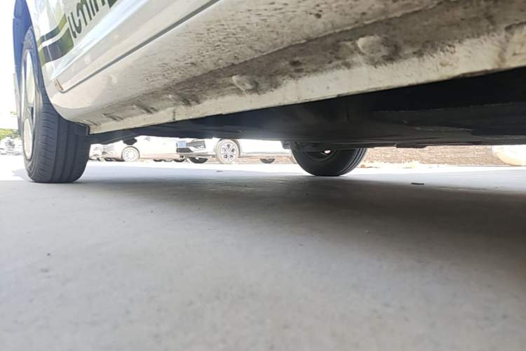 Used CHANGAN NEVO Lumin 2022 210km Sweet Edition Right Side Sill