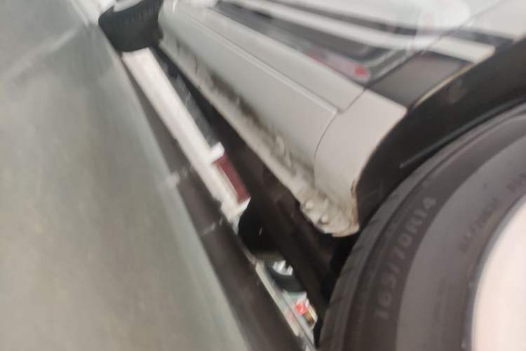 Used CHANGAN NEVO Lumin 2022 210km Sweet Edition Right Side Sill