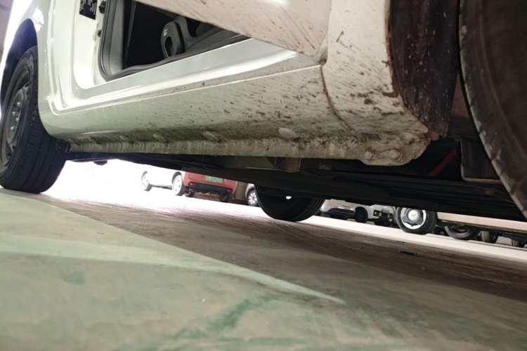 Used CHANGAN NEVO Lumin 2022 210km Sweet Edition Right Side Sill