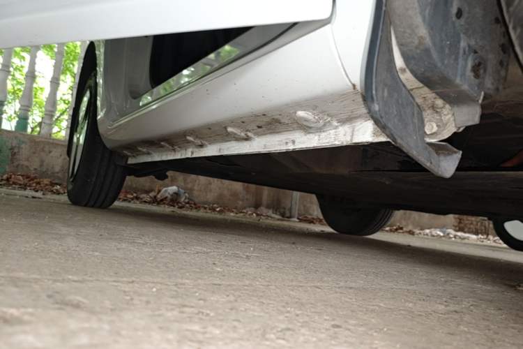 Used CHANGAN NEVO Lumin 2022 155 km – Refreshingly Sweet Edition Right Side Sill