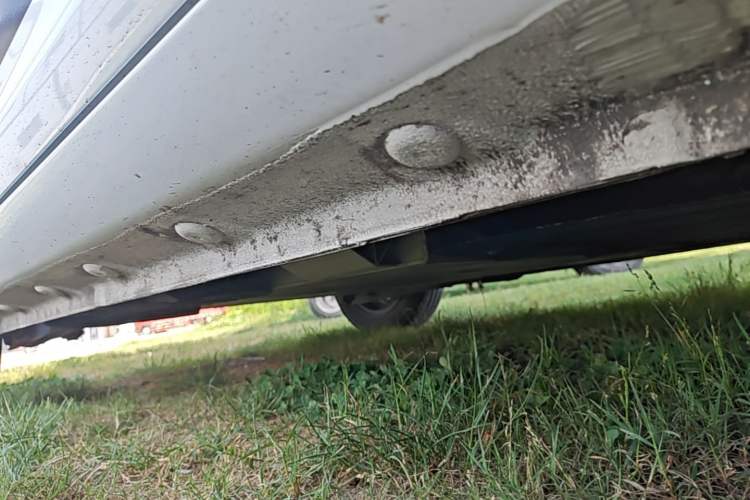 Used CHANGAN NEVO Lumin 2022 210km Sweet Edition Right Side Sill
