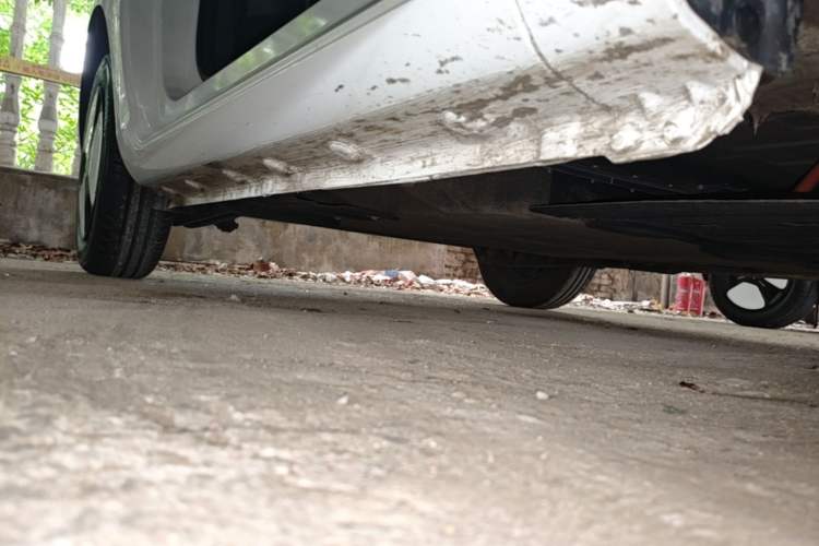 Used CHANGAN NEVO Lumin 2022 155 km – Refreshingly Sweet Edition Right Side Sill