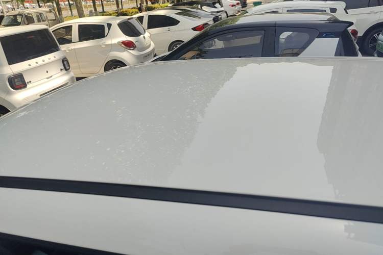 Used CHANGAN NEVO Lumin 2022 155 km – Refreshingly Sweet Edition Roof
