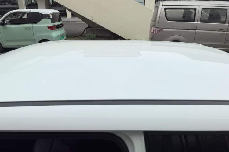 Used CHANGAN NEVO Lumin 2022 155 km – Refreshingly Sweet Edition Roof