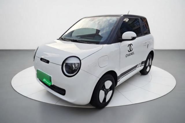 Ojetý CHANGAN NEVO Lumin 2022 210km Sweet Edition