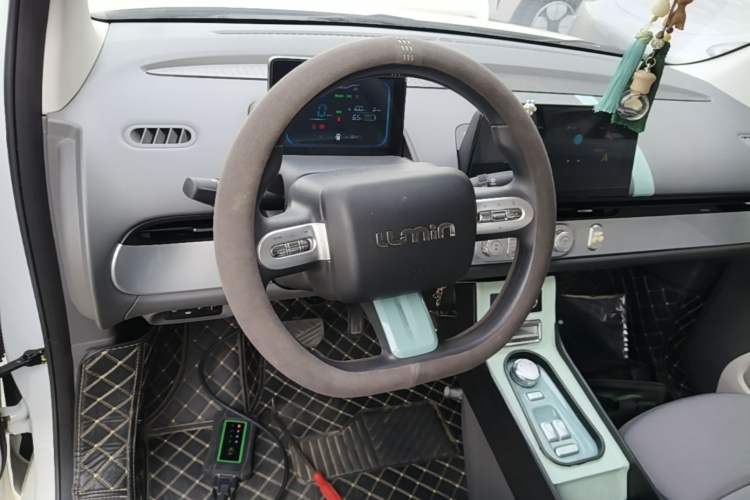 Used CHANGAN NEVO Lumin 2022 155 km – Refreshingly Sweet Edition Steering Wheel