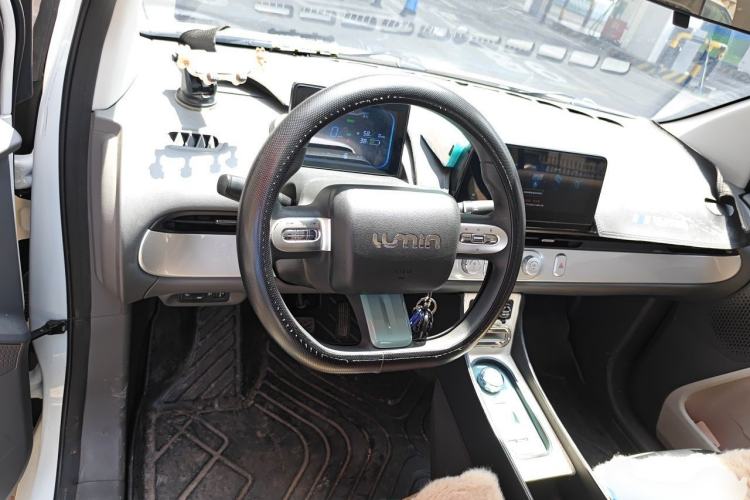Used CHANGAN NEVO Lumin 2022 155 km – Refreshingly Sweet Edition Steering Wheel