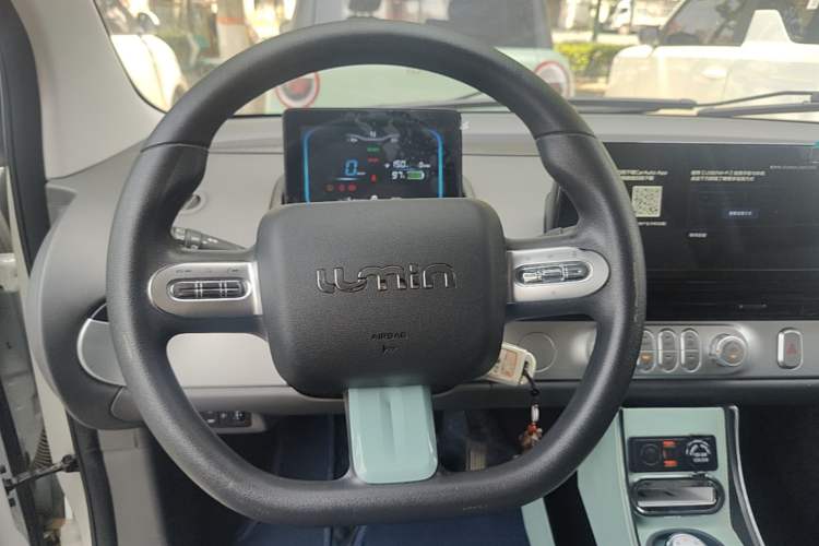 Used CHANGAN NEVO Lumin 2022 155 km – Refreshingly Sweet Edition Steering Wheel