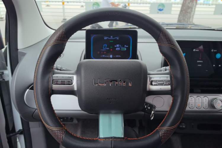Used CHANGAN NEVO Lumin 2022 301km Honey-Sweet Version Steering Wheel