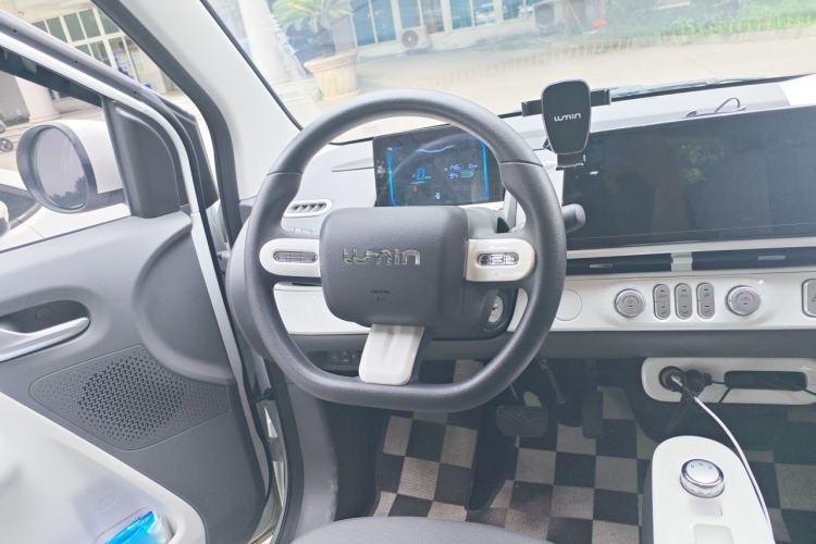 Used CHANGAN NEVO Lumin 2022 155 km – Refreshingly Sweet Edition Steering Wheel