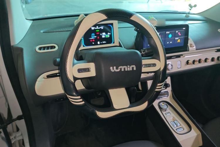 Used CHANGAN NEVO Lumin 2022 155 km – Refreshingly Sweet Edition Steering Wheel