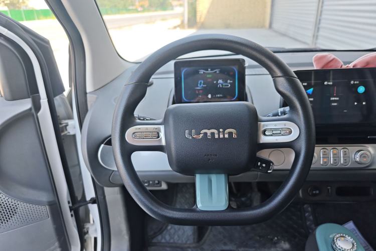 Used CHANGAN NEVO Lumin 2022 155 km – Refreshingly Sweet Edition Steering Wheel