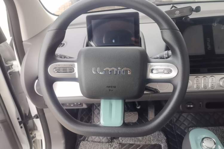 Used CHANGAN NEVO Lumin 2022 155 km – Refreshingly Sweet Edition Steering Wheel
