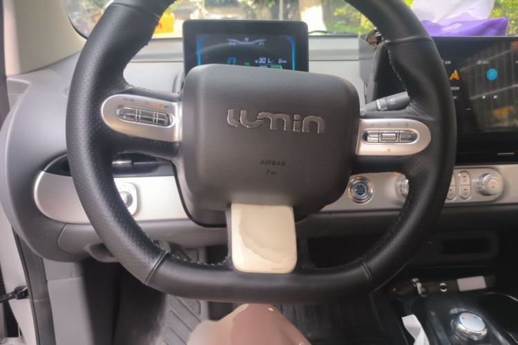 Used CHANGAN NEVO Lumin 2022 301km Honey-Sweet Version Steering Wheel