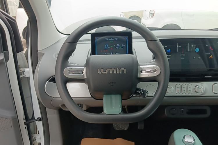 Used CHANGAN NEVO Lumin 2022 155 km – Refreshingly Sweet Edition Steering Wheel