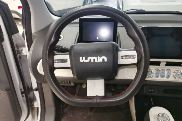 Used CHANGAN NEVO Lumin 2022 155 km – Refreshingly Sweet Edition Steering Wheel