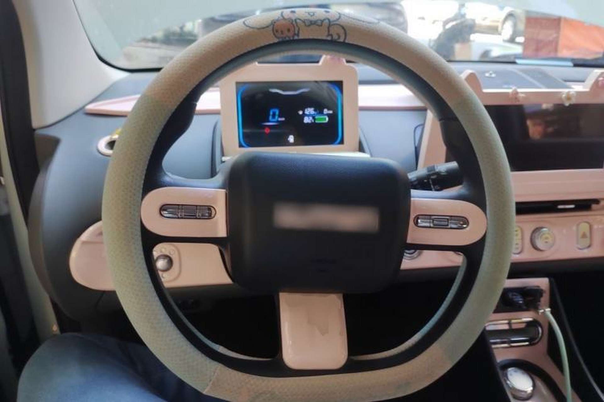 Used CHANGAN NEVO Lumin 2022 155 km – Refreshingly Sweet Edition Steering Wheel